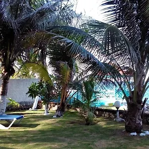 ** Aparthotel Chrisanns Jamaica